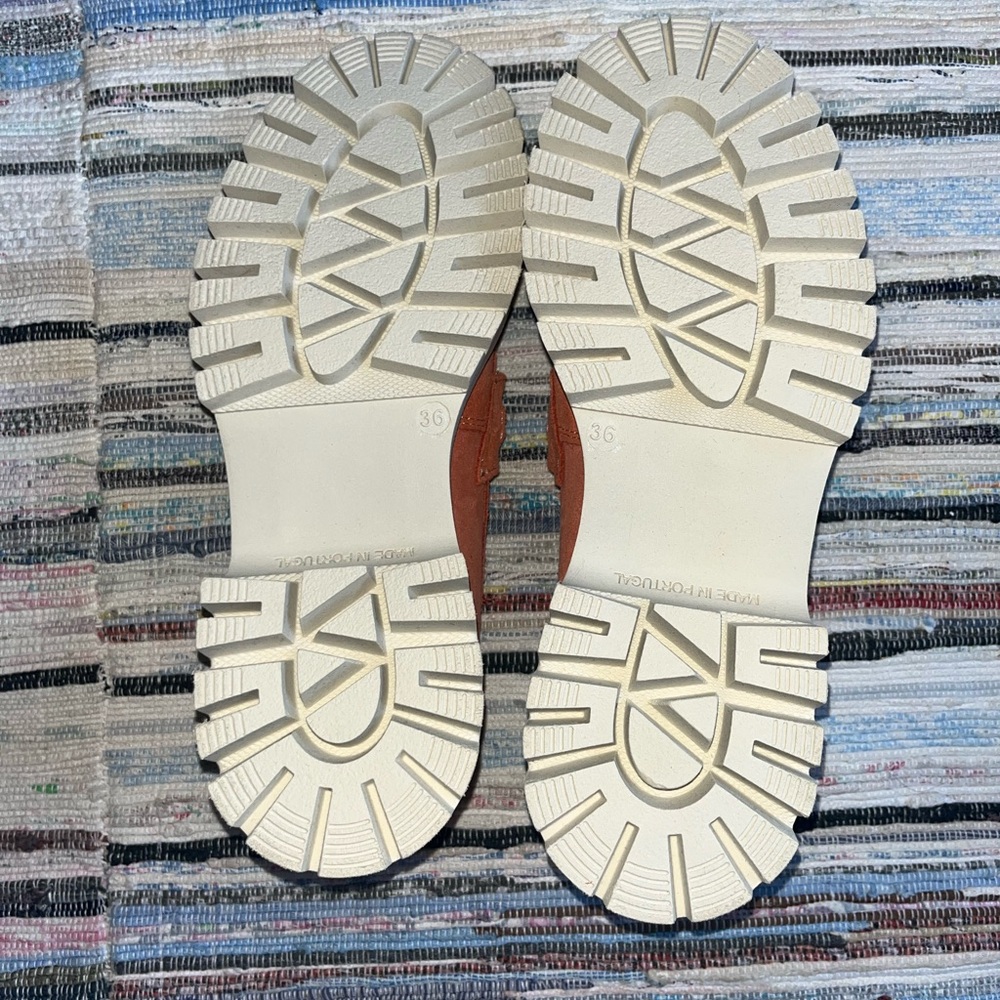 🪸SEASIDE CORAL PLATFORM LOAFER🪸 - Picture 3 of 5